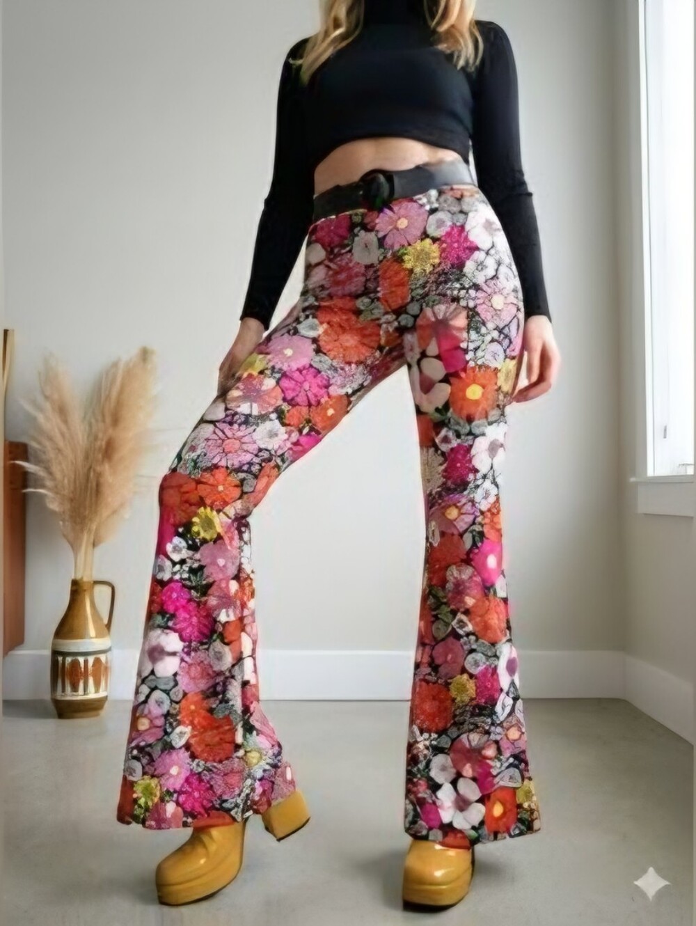 No Boundaries • Floral Bell-Bottom Legging Pants